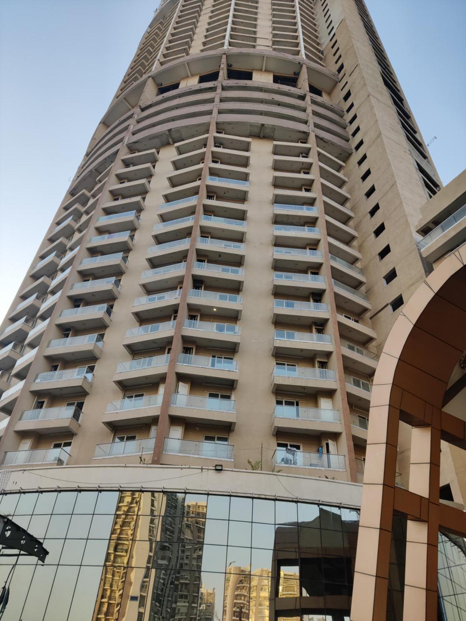 The Forest Stays-Luxury Studio Apartment In نويدا المظهر الخارجي الصورة