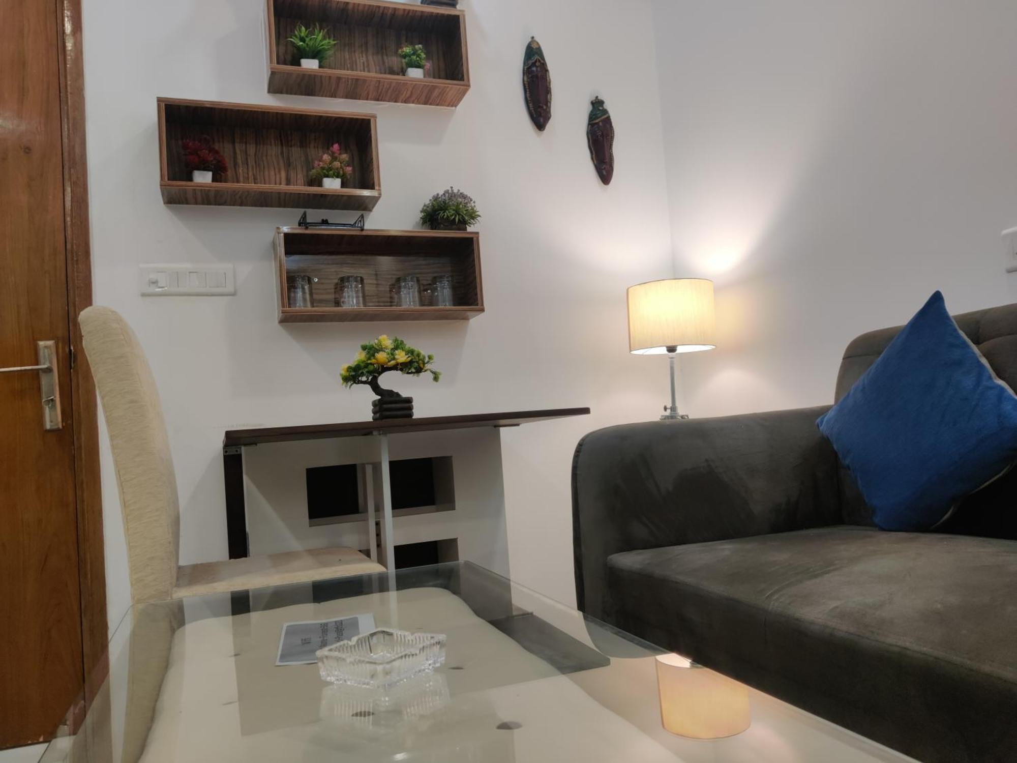 The Forest Stays-Luxury Studio Apartment In نويدا المظهر الخارجي الصورة